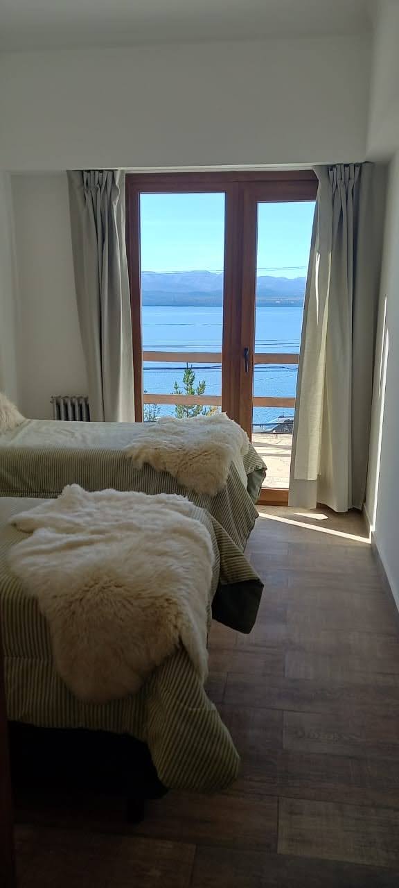 Del Lago Sky Hotel Rooms Pictures